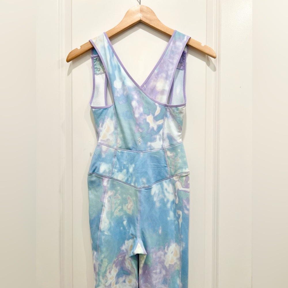 FREE PEOPLE Movement You Know It Base Onesie Printed - Picture 11 of 13